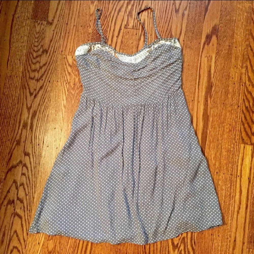 BLUE-GRAY POLKA DOT FLORAL LACE STRAPPY DRESS 🌤